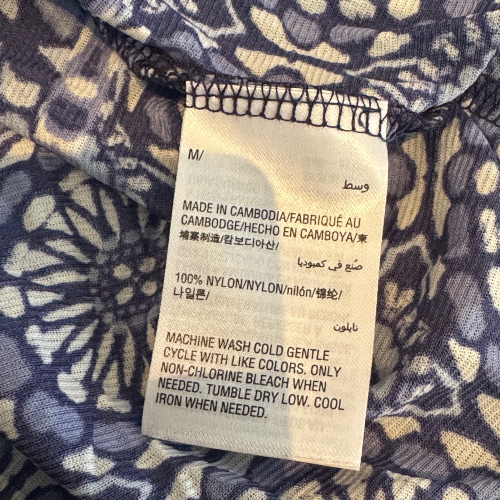 Style & Co Stretchy Navy and White Patterned Bohemian top with tie back & detail - Picture 7 of 7